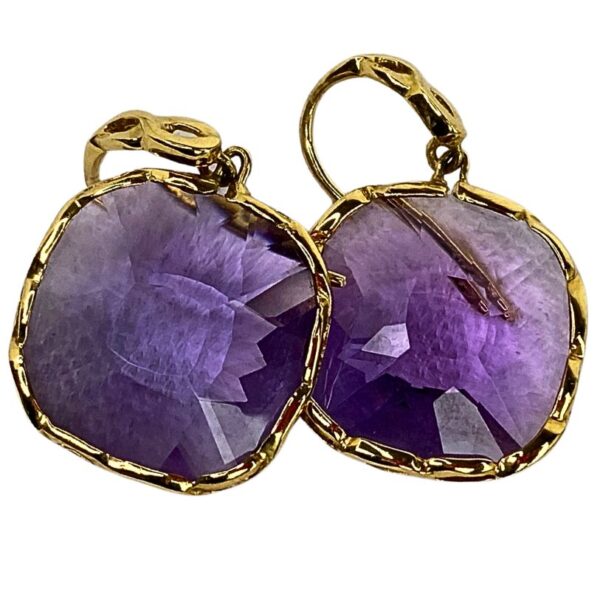 Roberto Coin Square Amethyst Earrings Set in 18k Yellow Gold. 12.4 Grams
