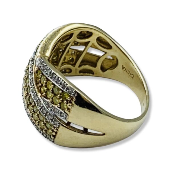 14KT Yellow Gold Cross Style Diamond Ring - Image 3